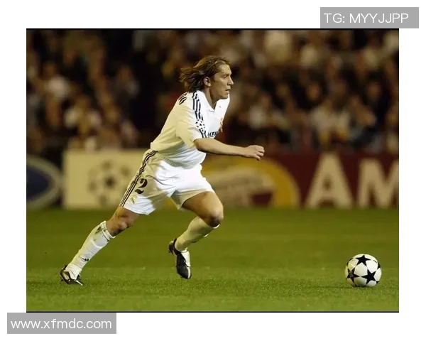 克隆足球巨星引发赛场风暴虚拟与现实交织上演巅峰对决 克隆足球巨星引发赛场风暴虚拟与现实交织上演巅峰对决