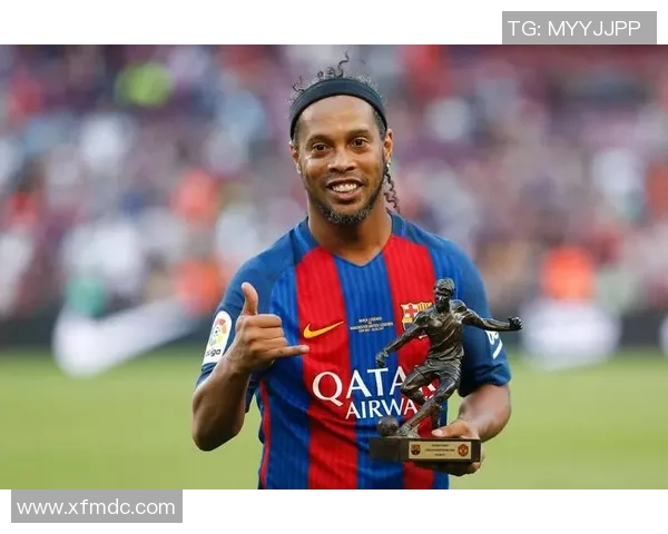 超级足球球星的荣耀征程与绿茵场上的传奇故事 超级足球球星的荣耀征程与绿茵场上的传奇故事